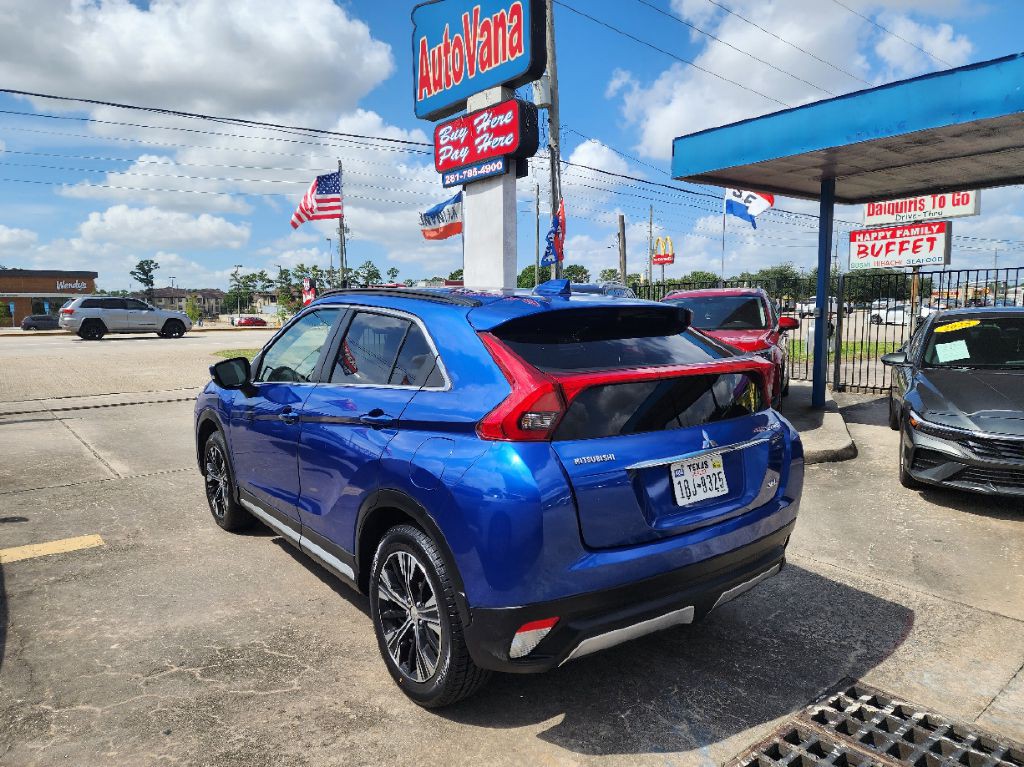 2019 Mitsubishi Eclipse Image 6