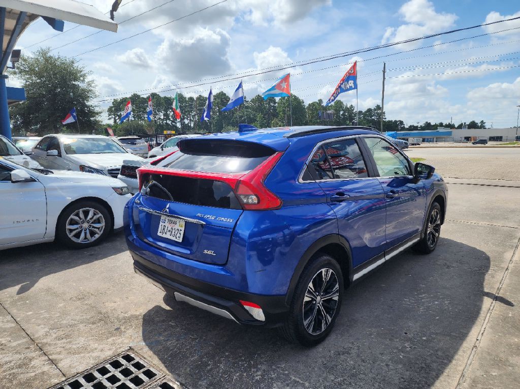 2019 Mitsubishi Eclipse Image 7
