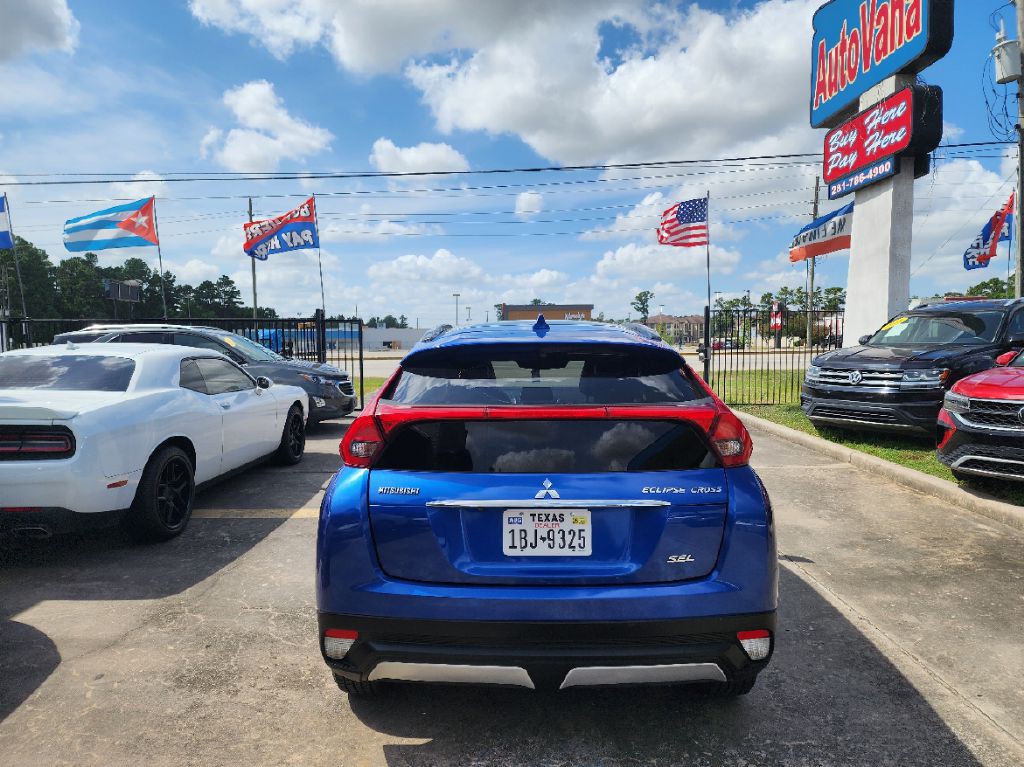 2019 Mitsubishi Eclipse Image 8