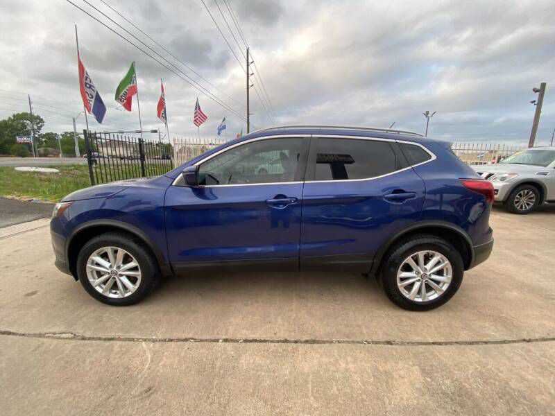 2019 Nissan Rogue Image 5