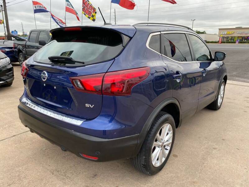 2019 Nissan Rogue Image 6