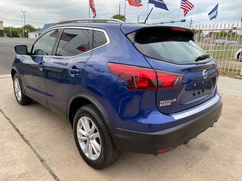 2019 Nissan Rogue Image 7