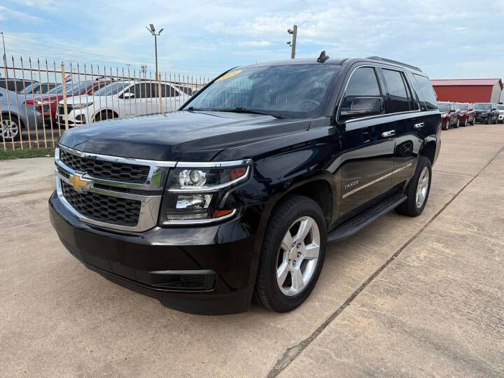 2019 Chevrolet Tahoe Image 2