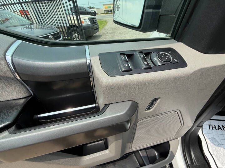 2017 Ford F-150 Image 15