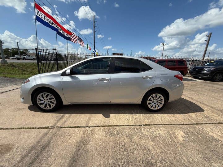 2017 Toyota Corolla Image 4
