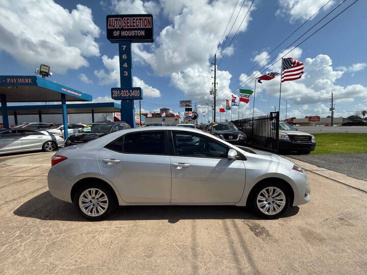 2017 Toyota Corolla Image 5