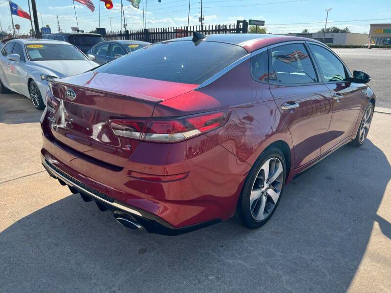 2019 Kia Optima Image 6