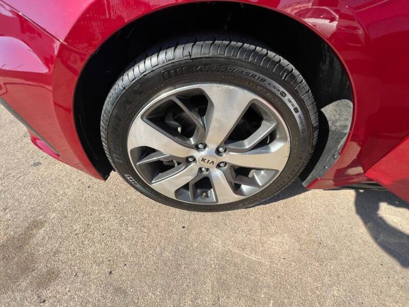 2019 Kia Optima Image 16