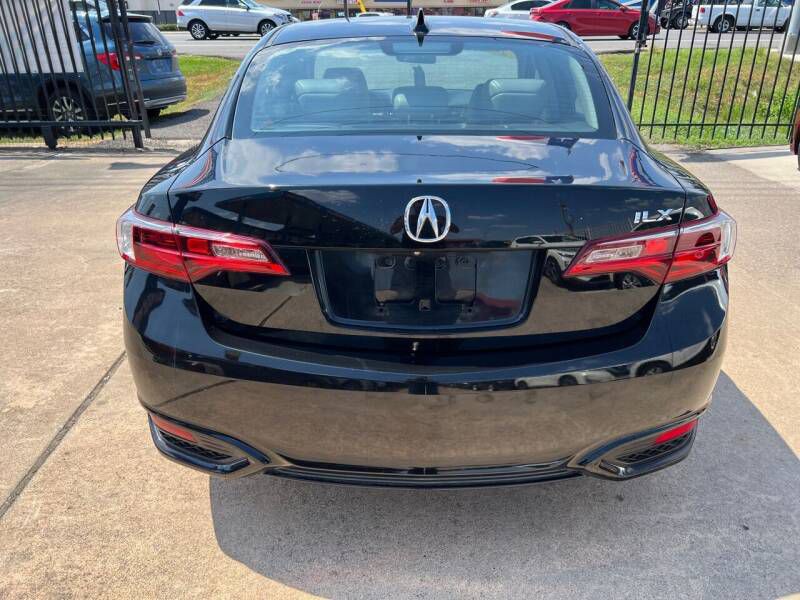 2016 Acura ILX Image 8