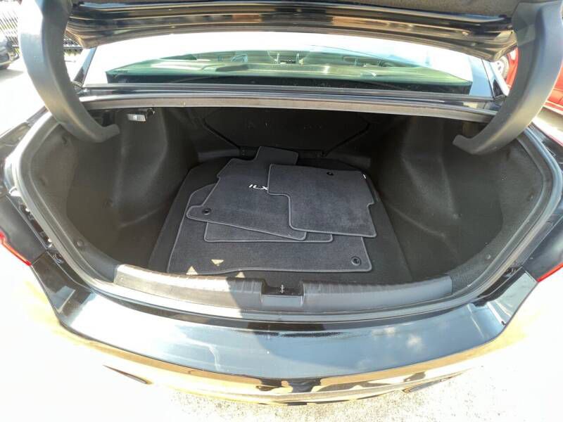 2016 Acura ILX Image 16