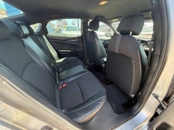 2019 Honda Civic Image 11