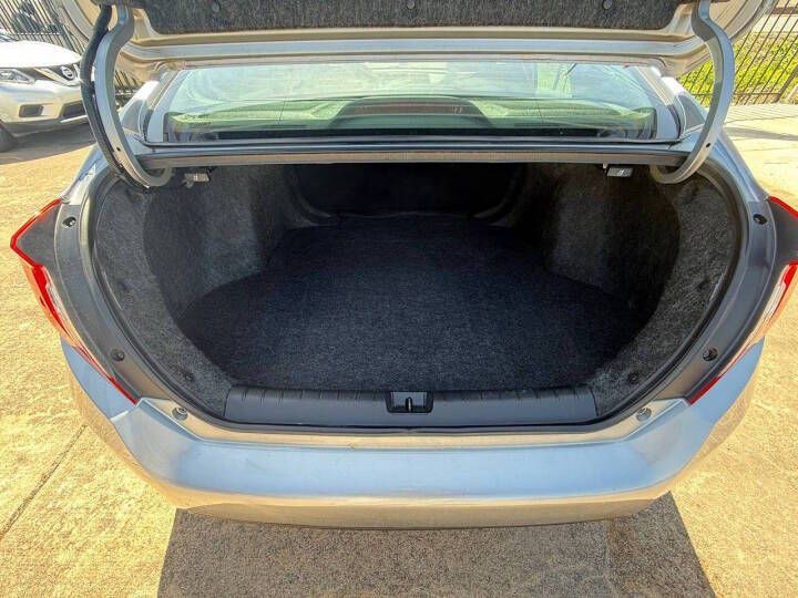 2019 Honda Civic Image 16