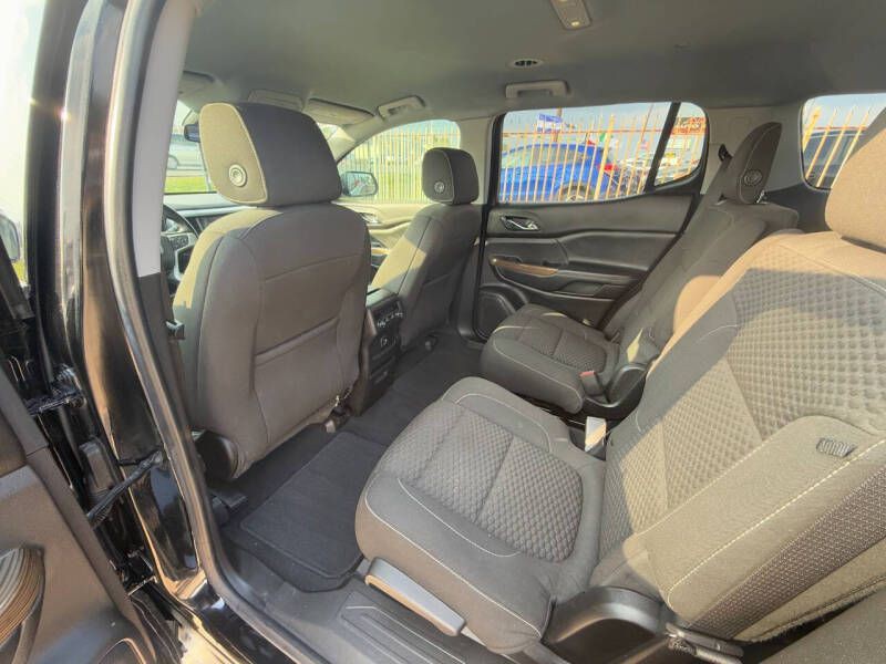 2019 GMC Acadia Image 12