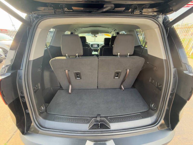 2019 GMC Acadia Image 17