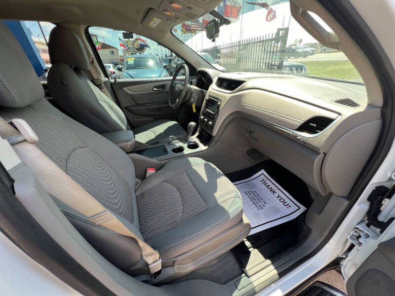 2016 Chevrolet Traverse Image 9