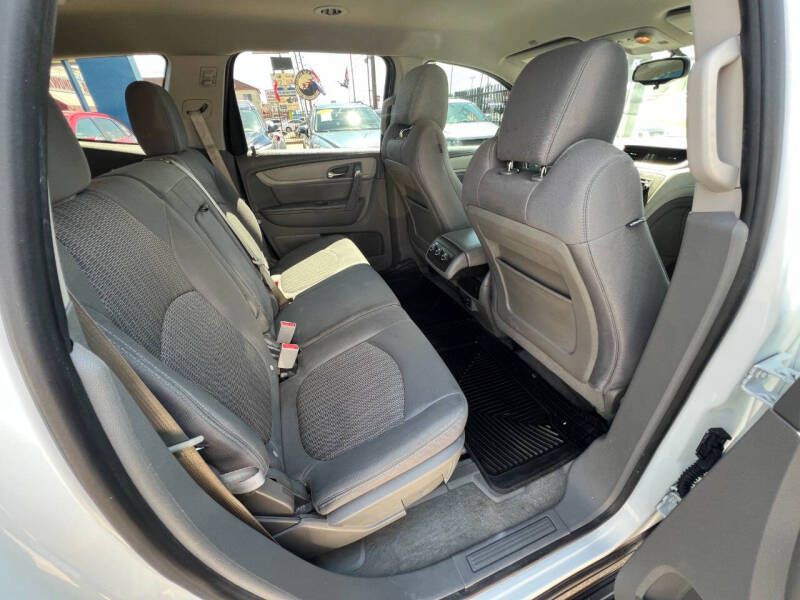 2016 Chevrolet Traverse Image 10