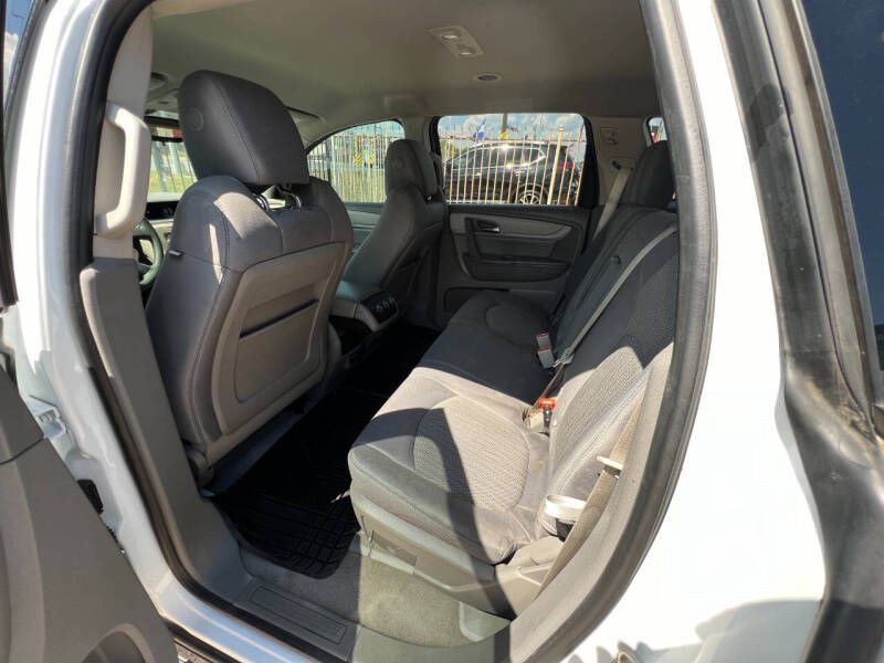 2016 Chevrolet Traverse Image 13