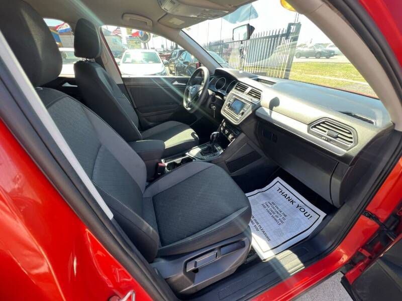 2019 Volkswagen Tiguan Image 12