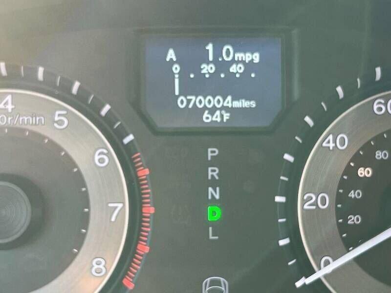 2014 Honda Odyssey Image 3