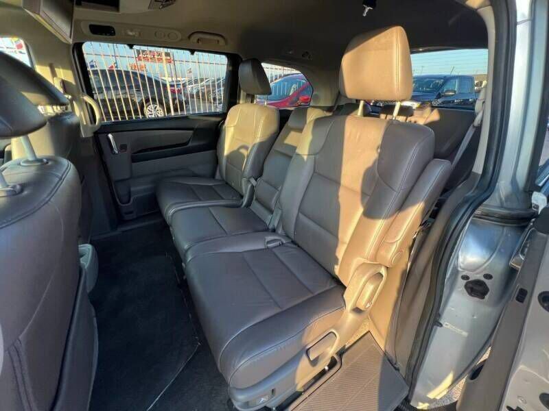 2014 Honda Odyssey Image 16