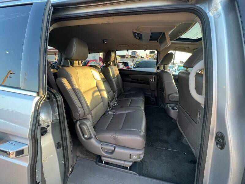 2014 Honda Odyssey Image 17
