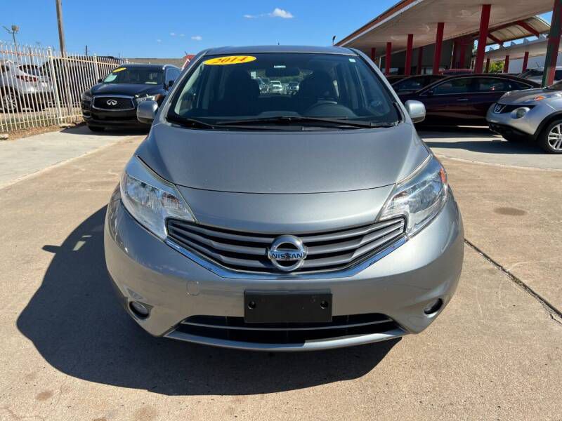 2014 Nissan Versa Image 2