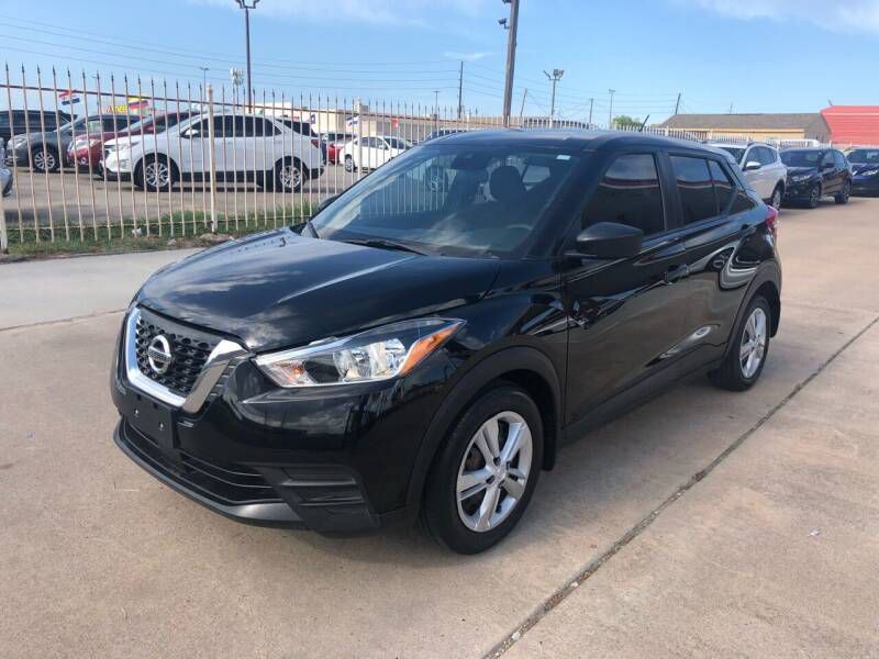 2020 Nissan Kicks Image 2