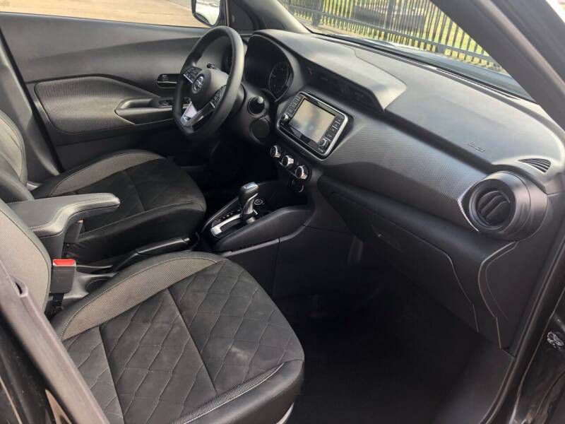 2020 Nissan Kicks Image 8