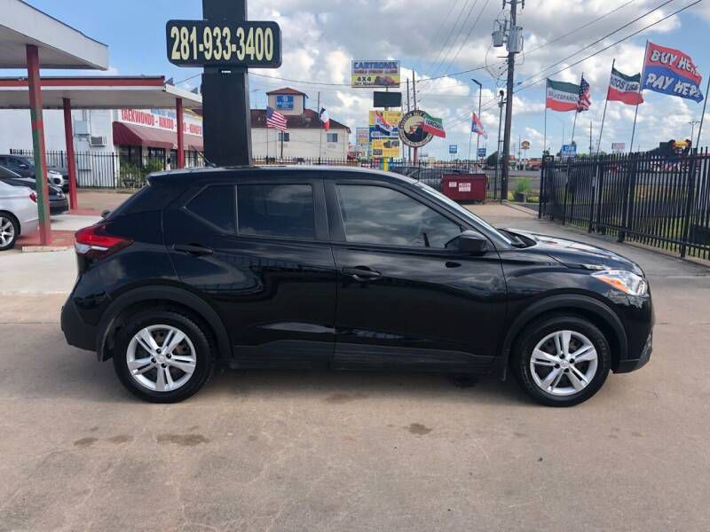 2020 Nissan Kicks Image 9