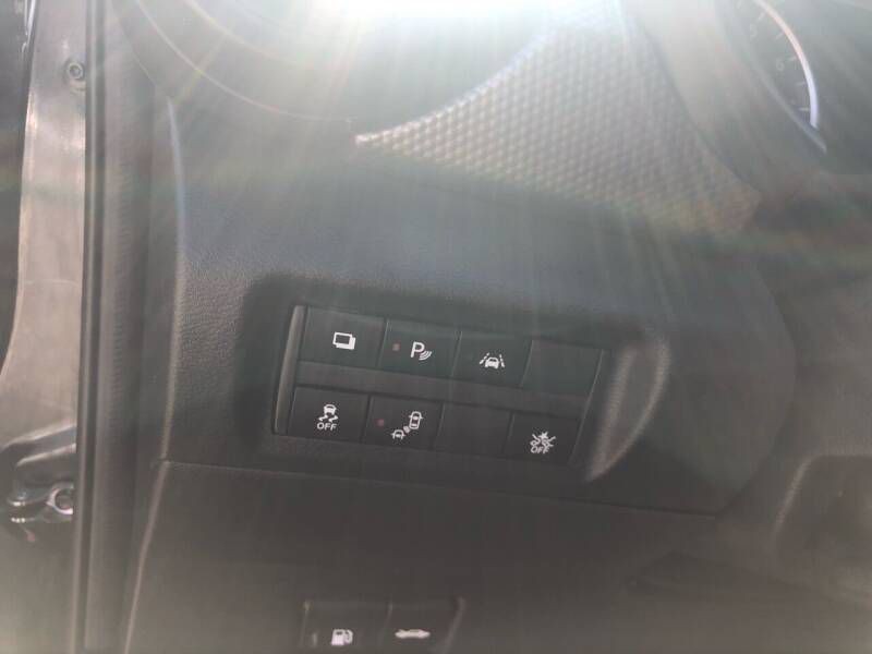 2020 Nissan Kicks Image 17