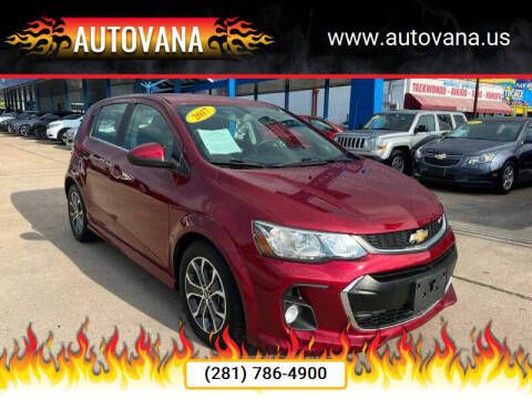 2017 Chevrolet Sonic Image 1