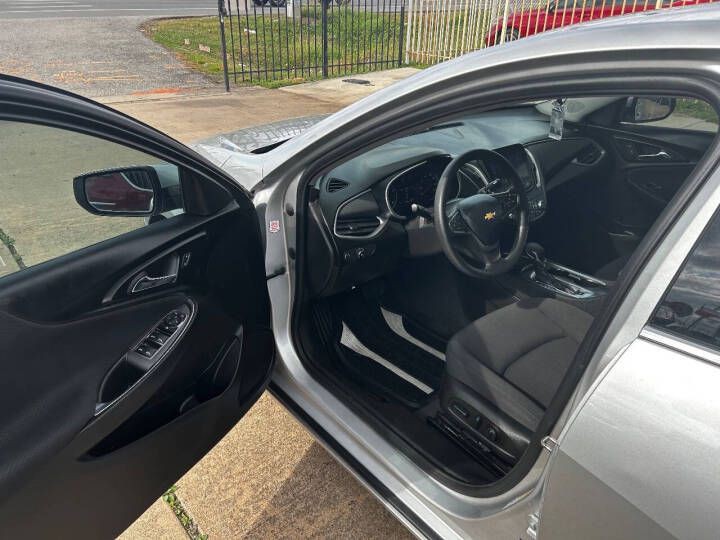 2022 Chevrolet Malibu Image 13