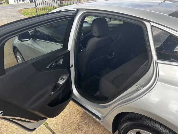 2022 Chevrolet Malibu Image 15