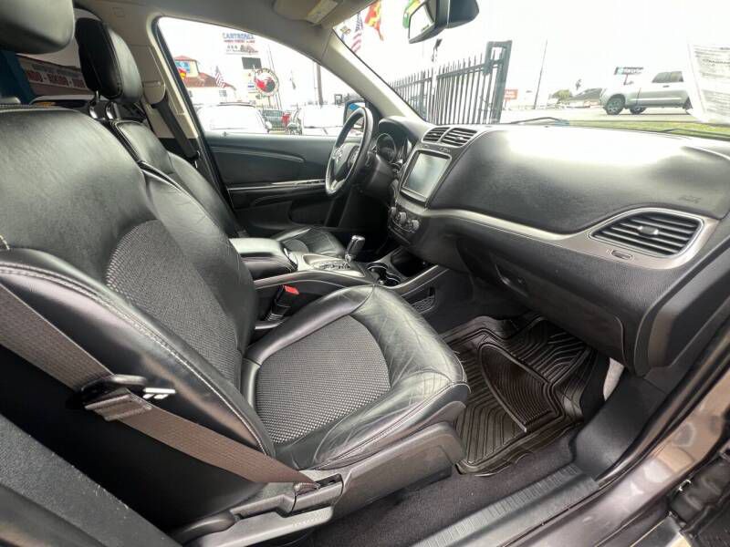 2019 Dodge Journey Image 12