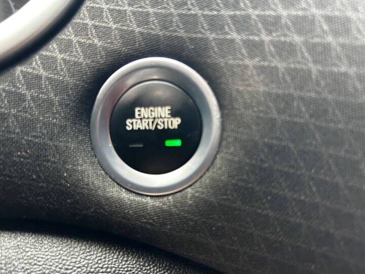 2022 Chevrolet Malibu Image 25