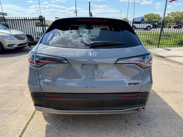 2025 Honda HR-V Image 8