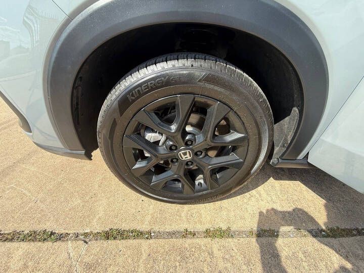 2025 Honda HR-V Image 16