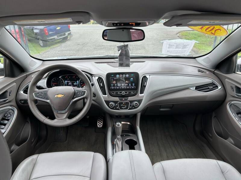 2016 Chevrolet Malibu Image 7