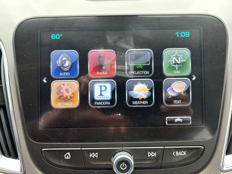 2016 Chevrolet Malibu Image 14