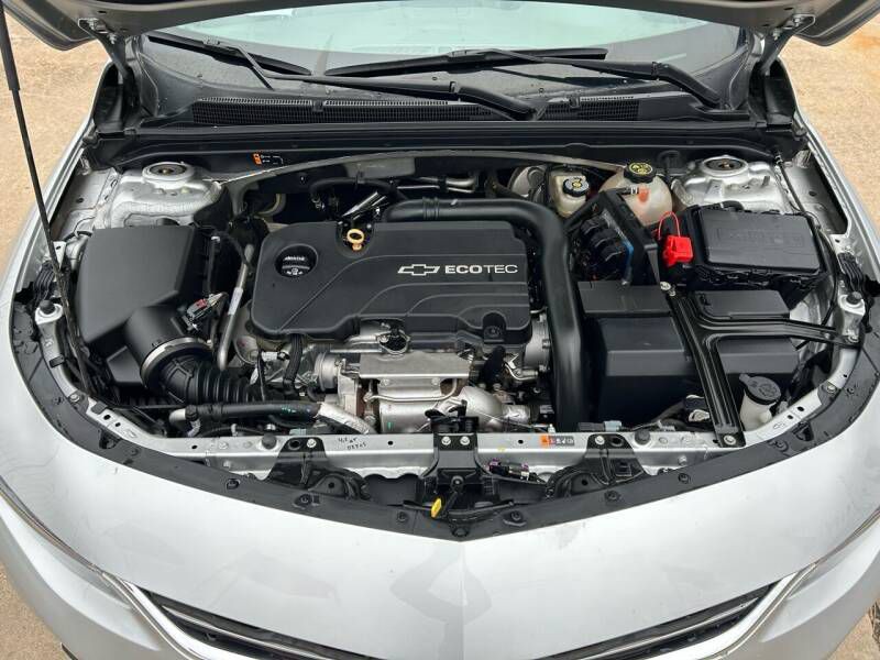 2016 Chevrolet Malibu Image 19