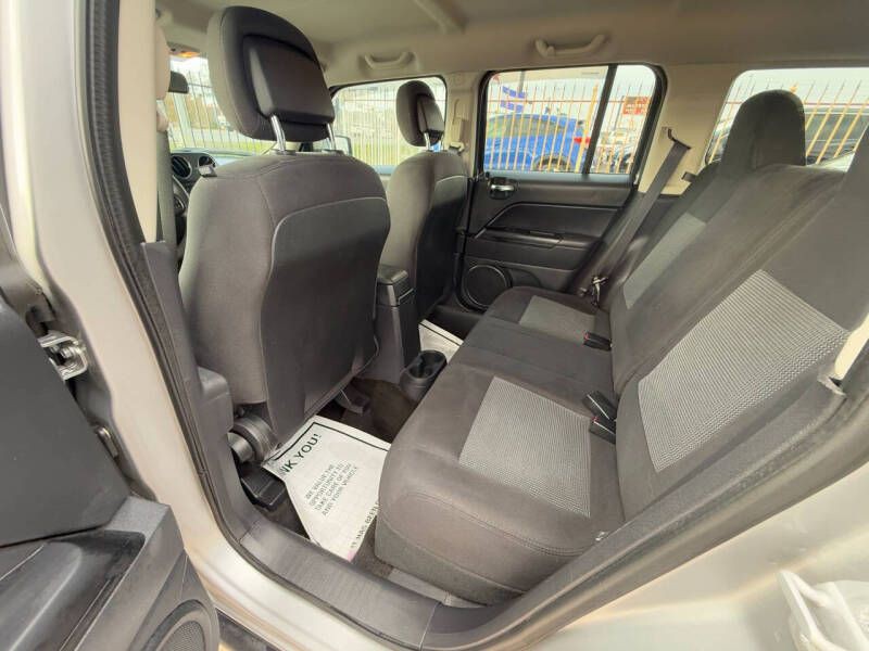 2016 Jeep Patriot Image 13