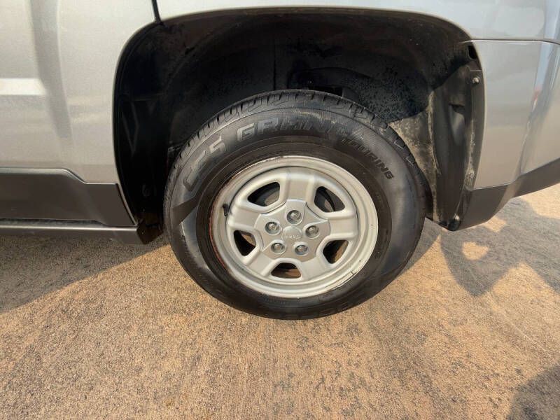 2016 Jeep Patriot Image 17