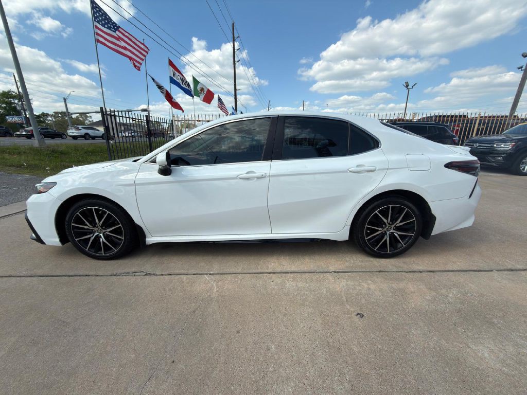 2022 Toyota Camry Image 4