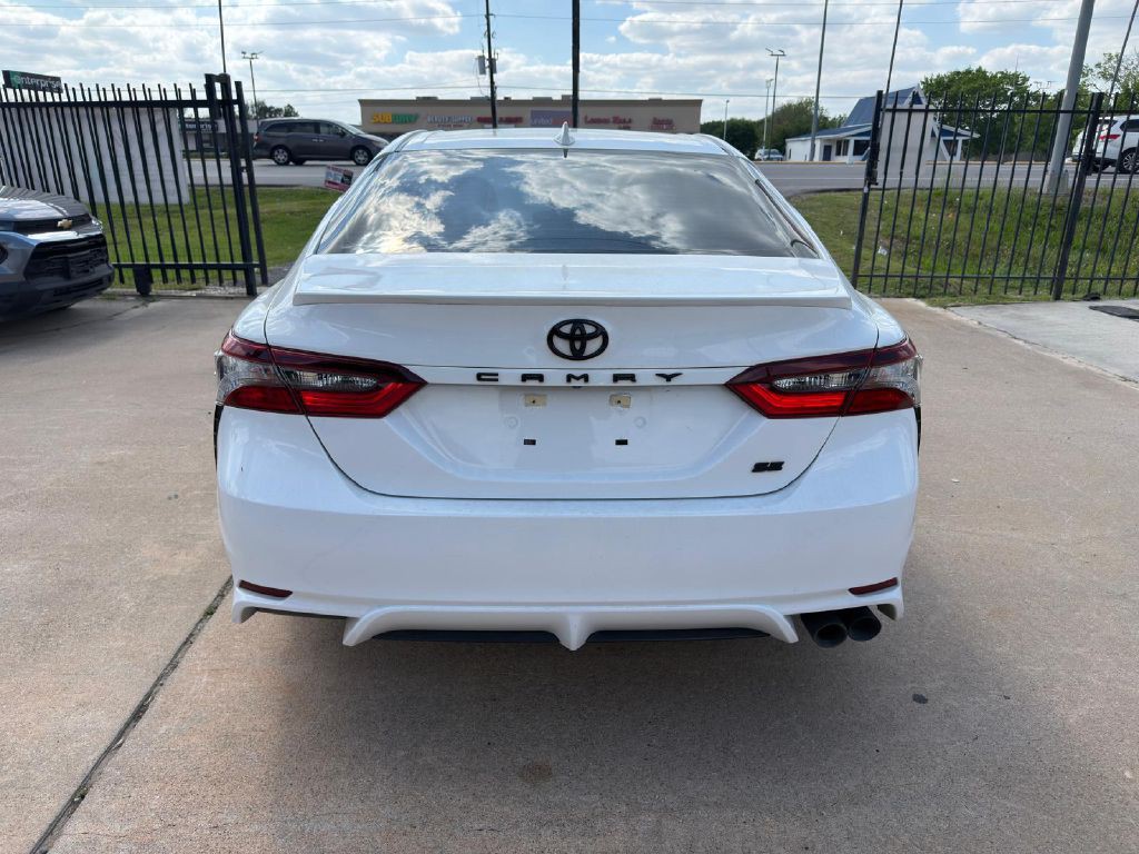 2022 Toyota Camry Image 6