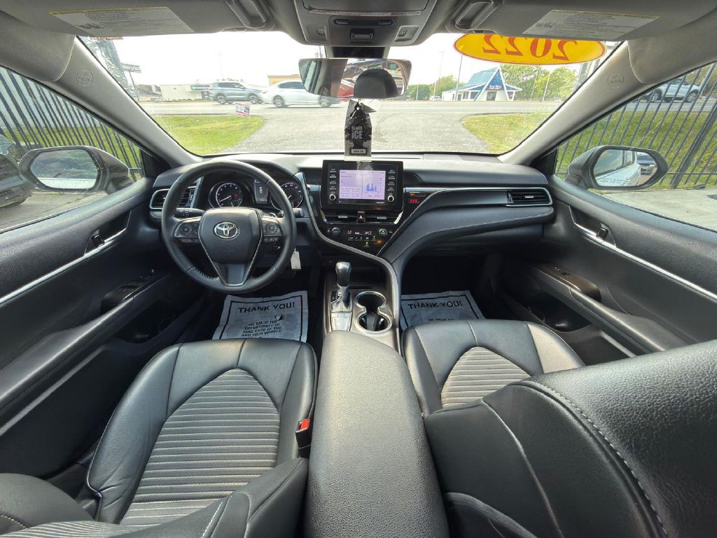 2022 Toyota Camry Image 12