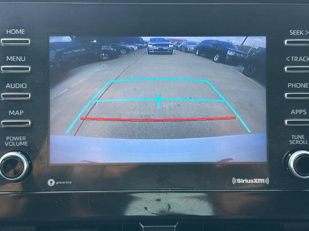 2022 Toyota Camry Image 19