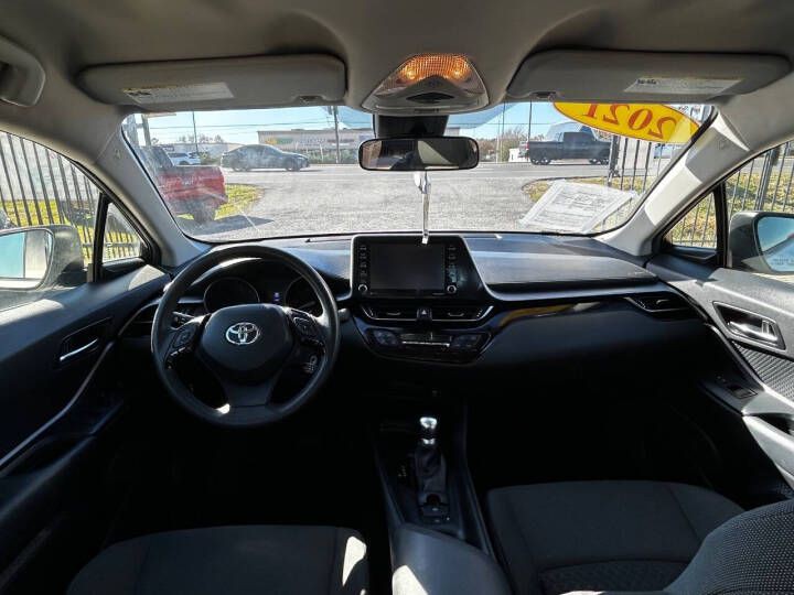 2021 Toyota C-HR Image 12