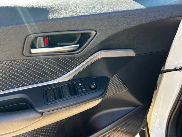 2021 Toyota C-HR Image 14