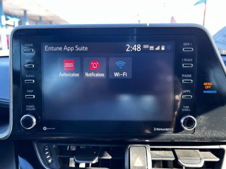 2021 Toyota C-HR Image 19