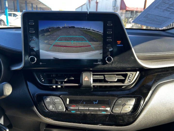 2021 Toyota C-HR Image 20